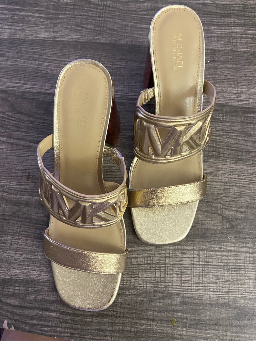 MICHAEL Michael Kors Metallic Gold MK Logo Slide Mules - Picture 1 of 3